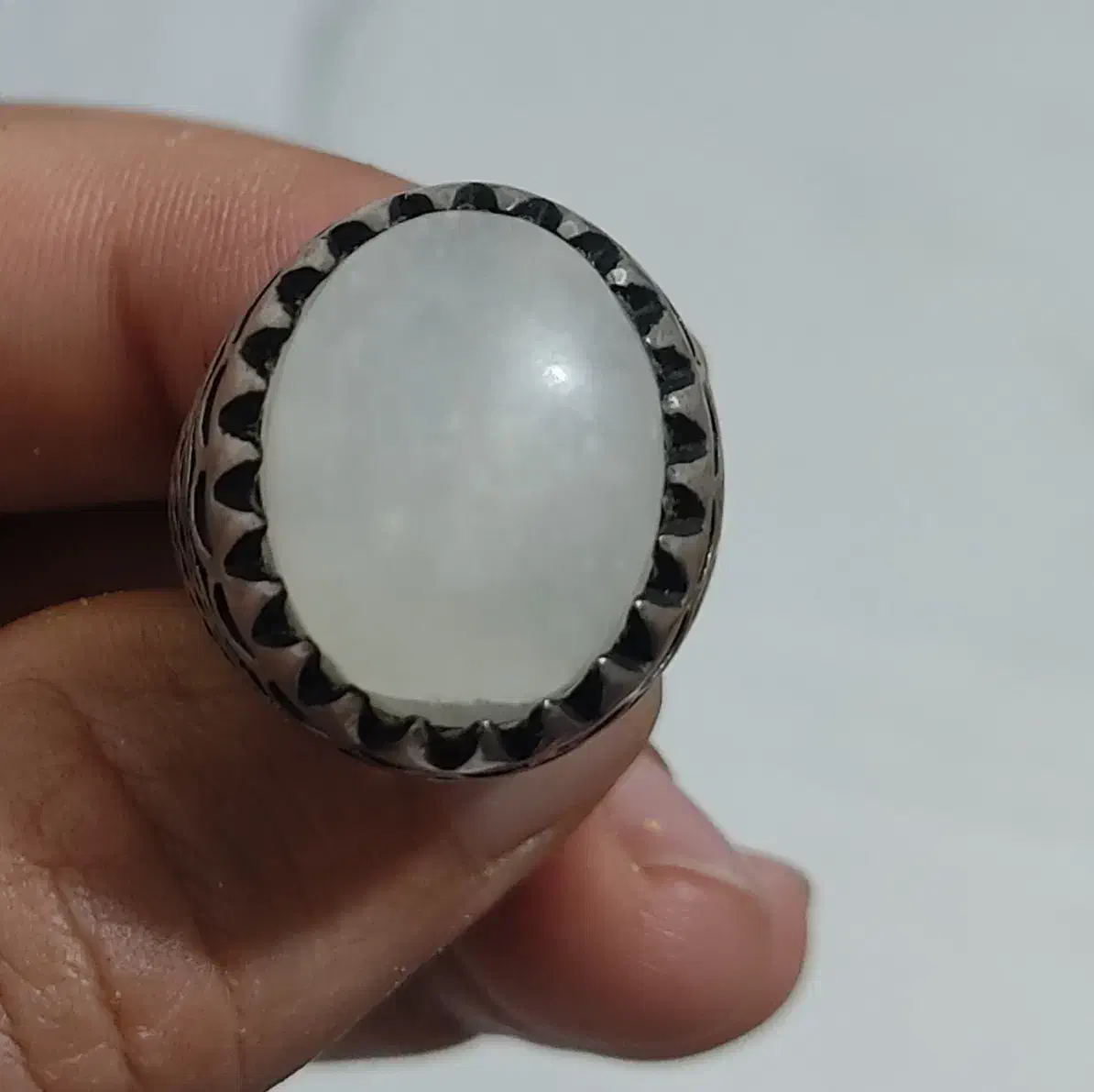 انگشتر نقره نگینش از سنگ داخل حرم امام حسین|کلکسیون اشیاء عتیقه|زیرآب, |دیوار