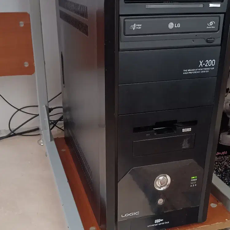 مانیتور و کیس کامپیوتر|رایانه رومیزی|معصومیه, |دیوار