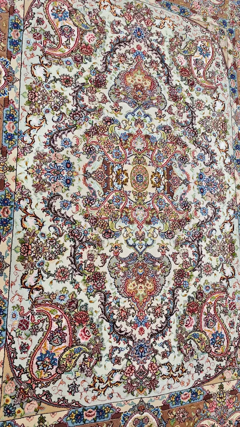 فرش دستباف خطیبی غمگسار|فرش|تبریز, |دیوار