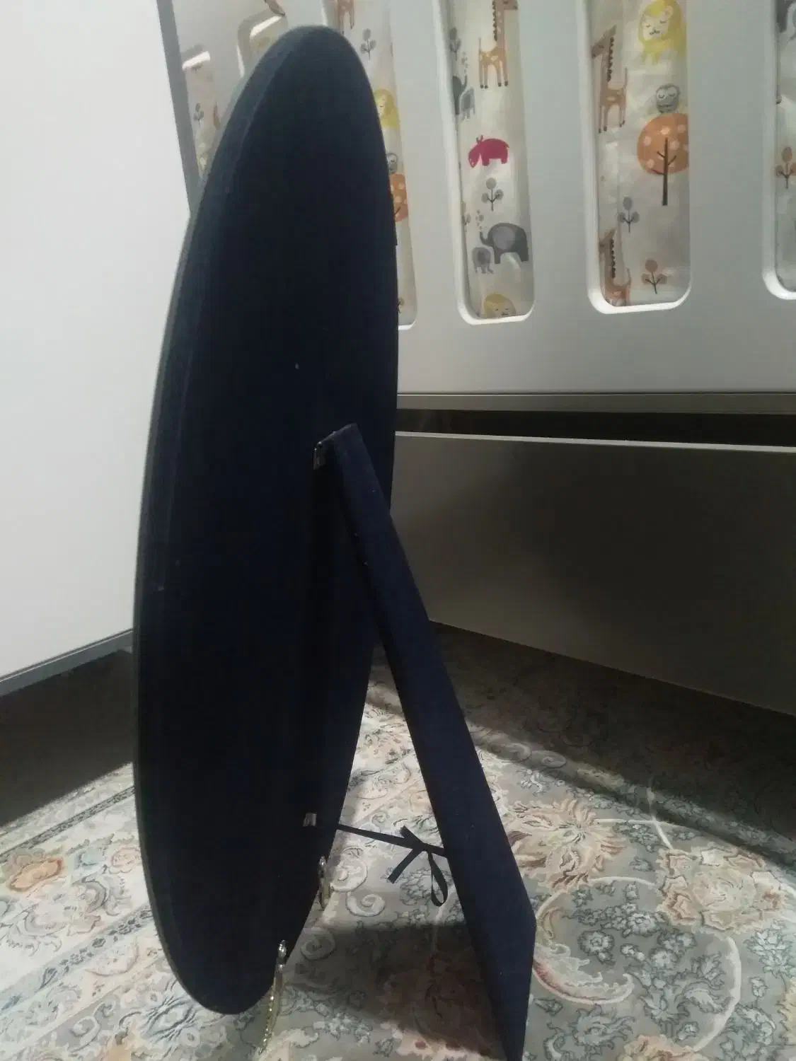 آینه با پایه|آینه|فردیس, قریشی|دیوار