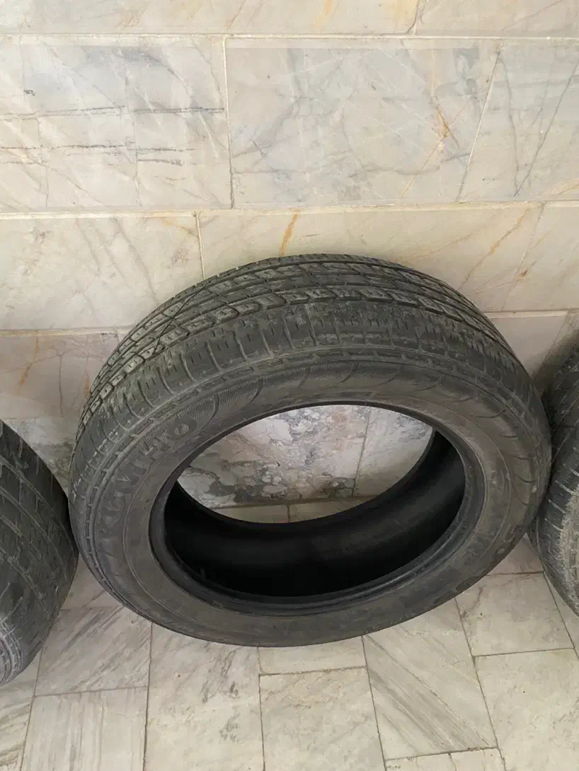 لاستیک kumho 18|قطعات یدکی و لوازم جانبی|ورامین, ورامین|دیوار