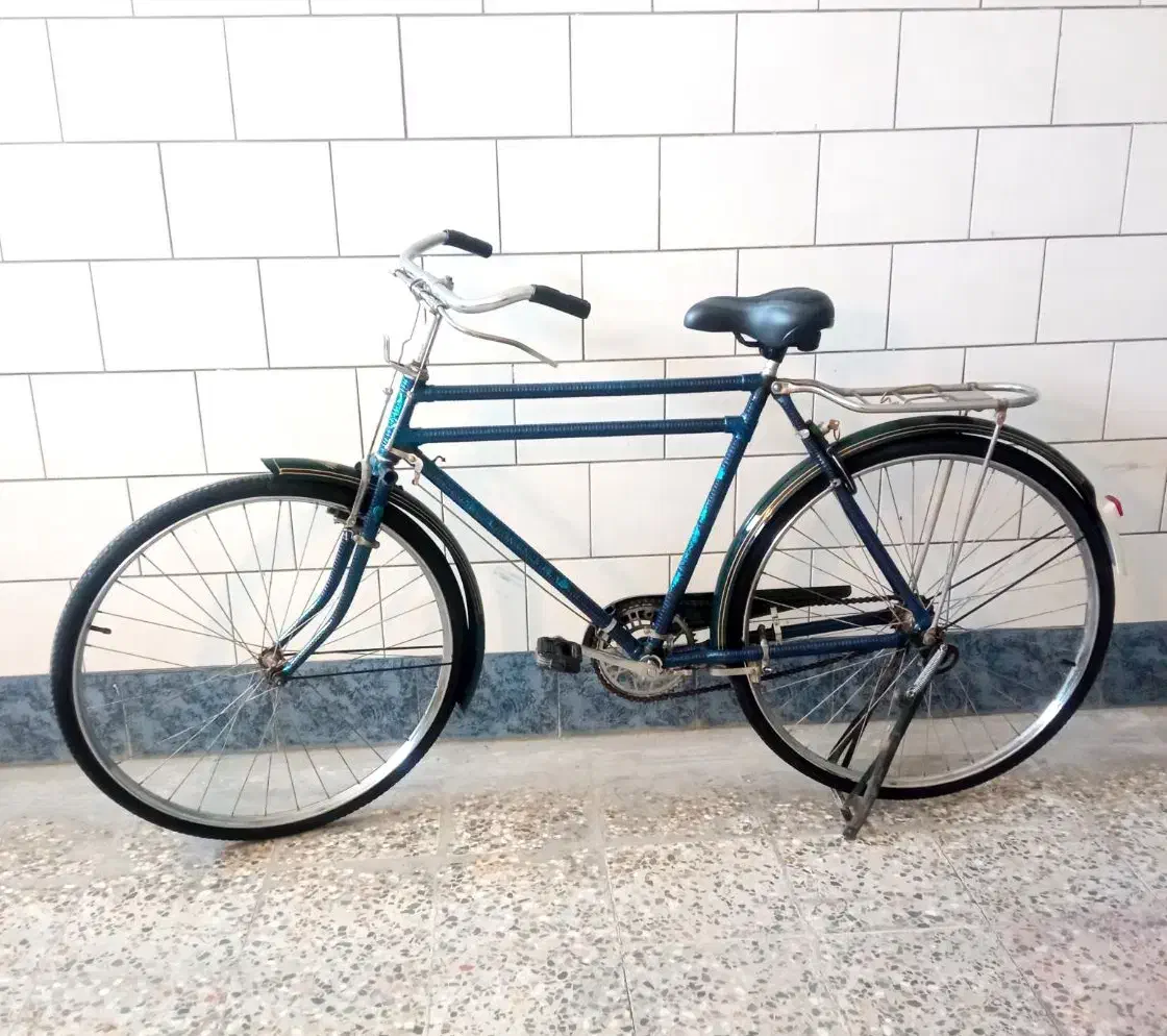 ۳ عدد دوچرخه ۲۸ کلکسیونی در حد نو|دوچرخه، اسکیت، اسکوتر|بروجن, |دیوار