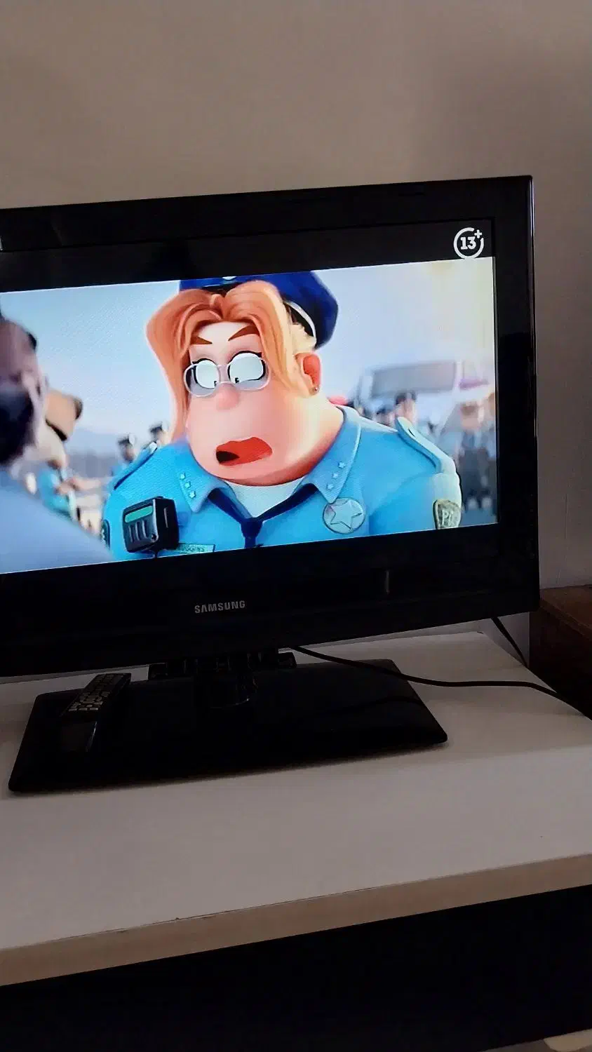 سلام برای فروش تلوزیون  ۳۲ اینچ|تلویزیون و پروژکتور|قدس, شهر‌قدس|دیوار