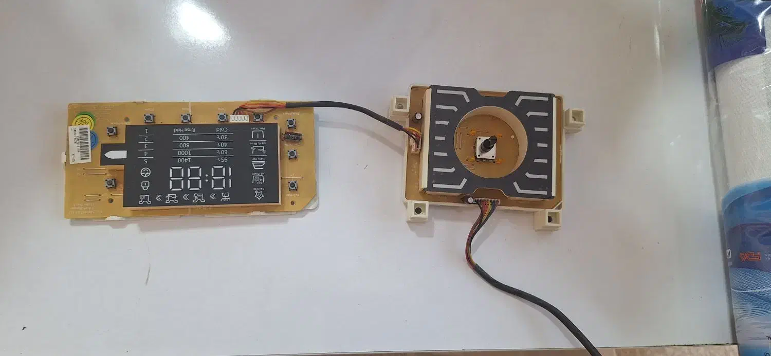 برد دیسپلی لباس شویی اسنوا|ماشین لباسشویی و خشک‌کن لباس|فامنین, |دیوار