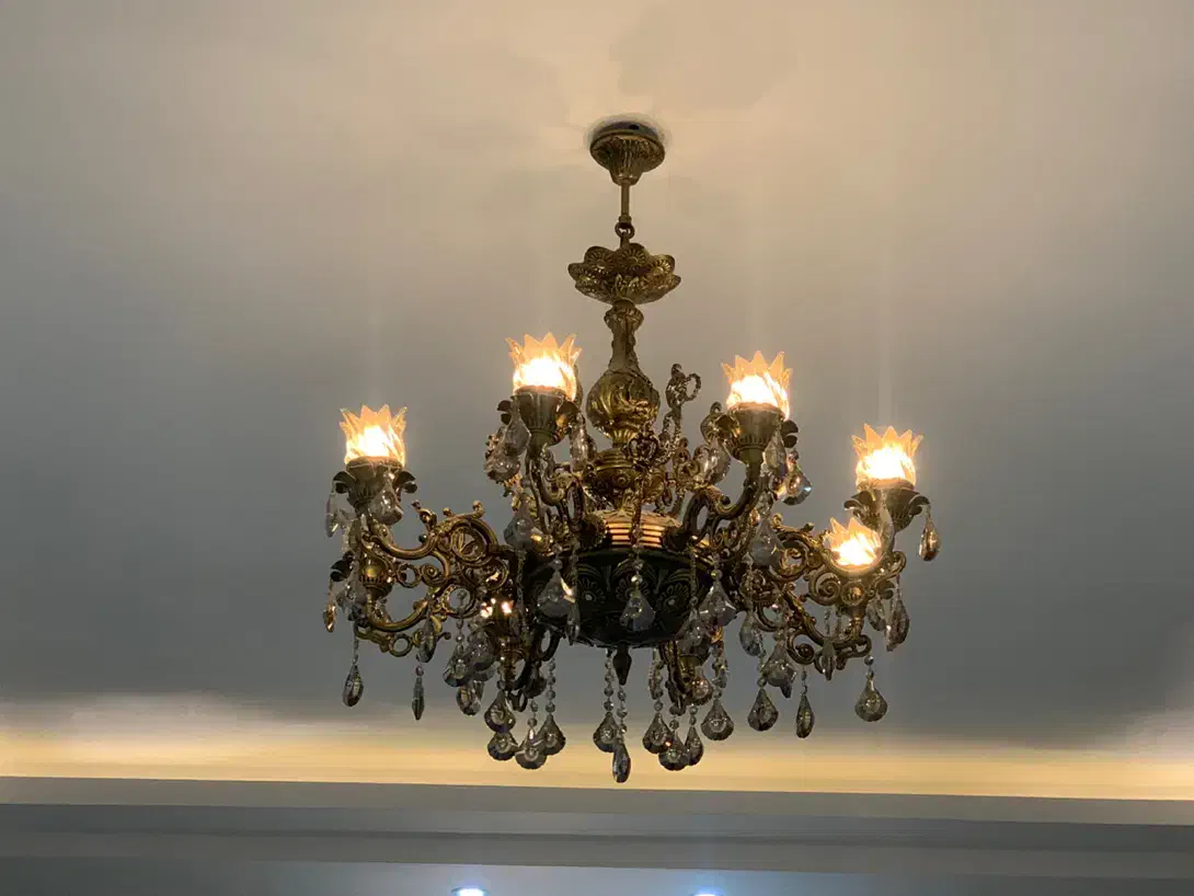 2تا لوستر در حد نو|لوستر و چراغ آویز|زاهدان, |دیوار