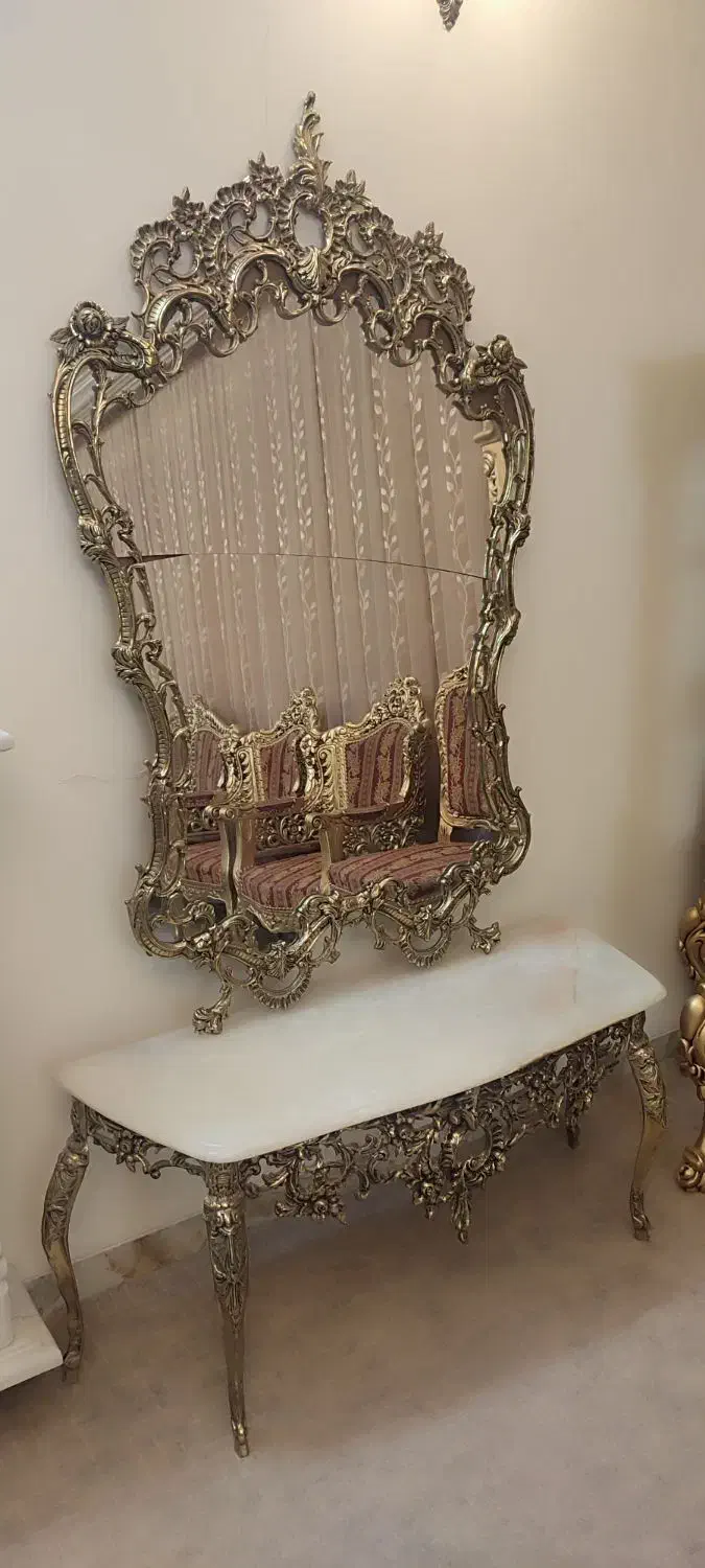 آینه و میز کنسول برنز|بوفه، ویترین، کنسول|قم, باجک یک|دیوار