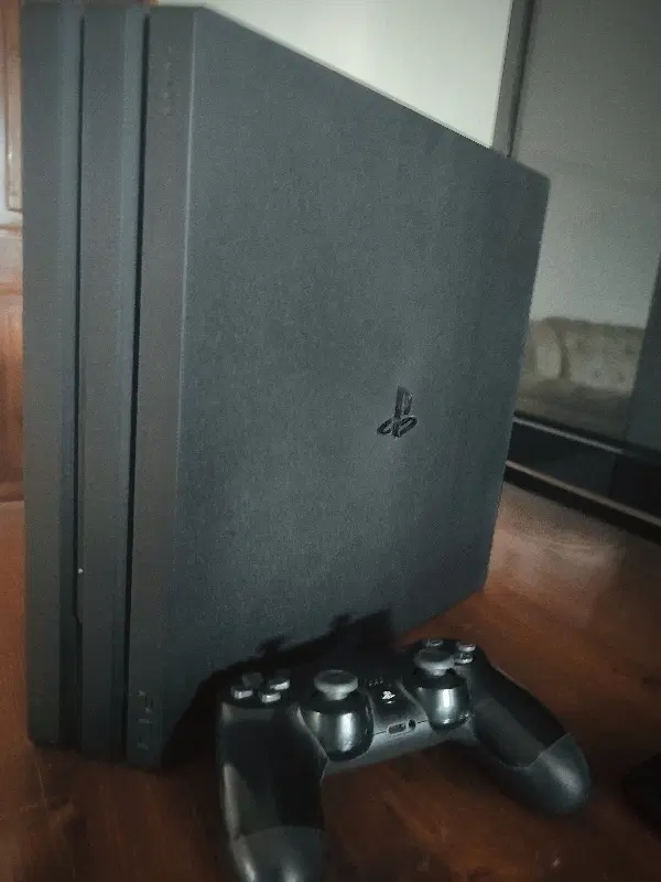 PS4 pro 1TB|کنسول، بازی ویدئویی و آنلاین|لاهیجان, لیالستان|دیوار