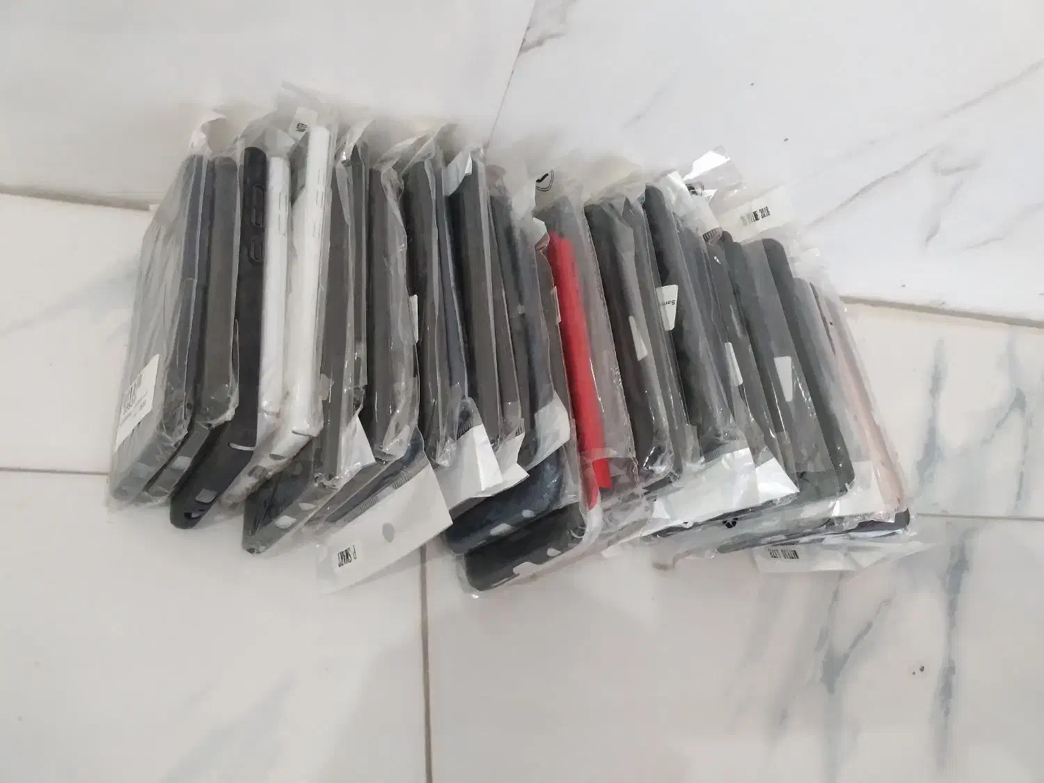 ۳۳عددقاب گوشی|لوازم جانبی موبایل و تبلت|رباط‌کریم, الارد|دیوار