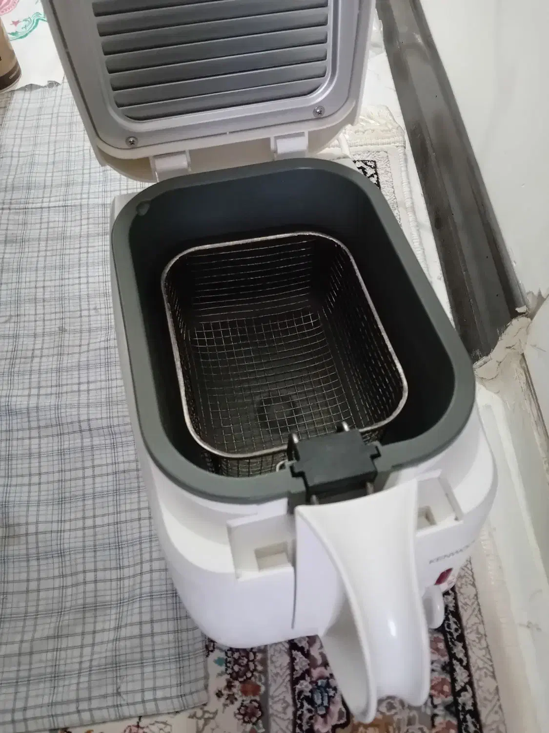 مینی سرخ کن کنووددرحد|اجاق گاز و لوازم برقی پخت‌وپز|قم, بنیاد|دیوار