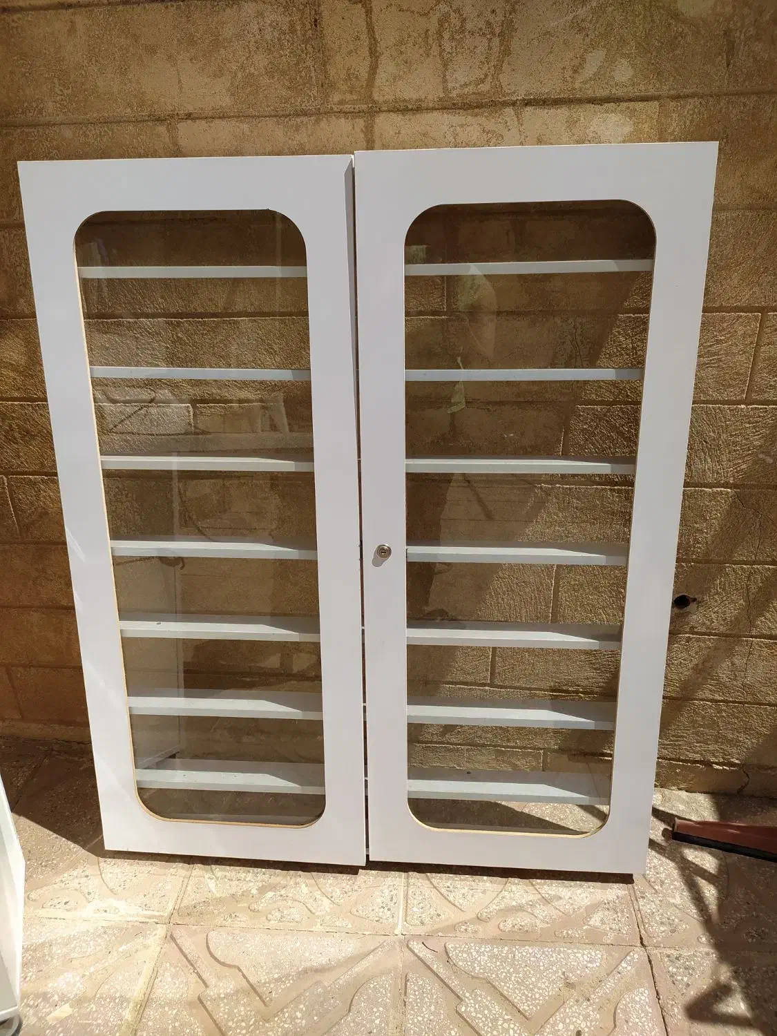 میز و استند لاک ناخن کار|آرایشگاه و سالنهای زیبایی|سنندج, |دیوار