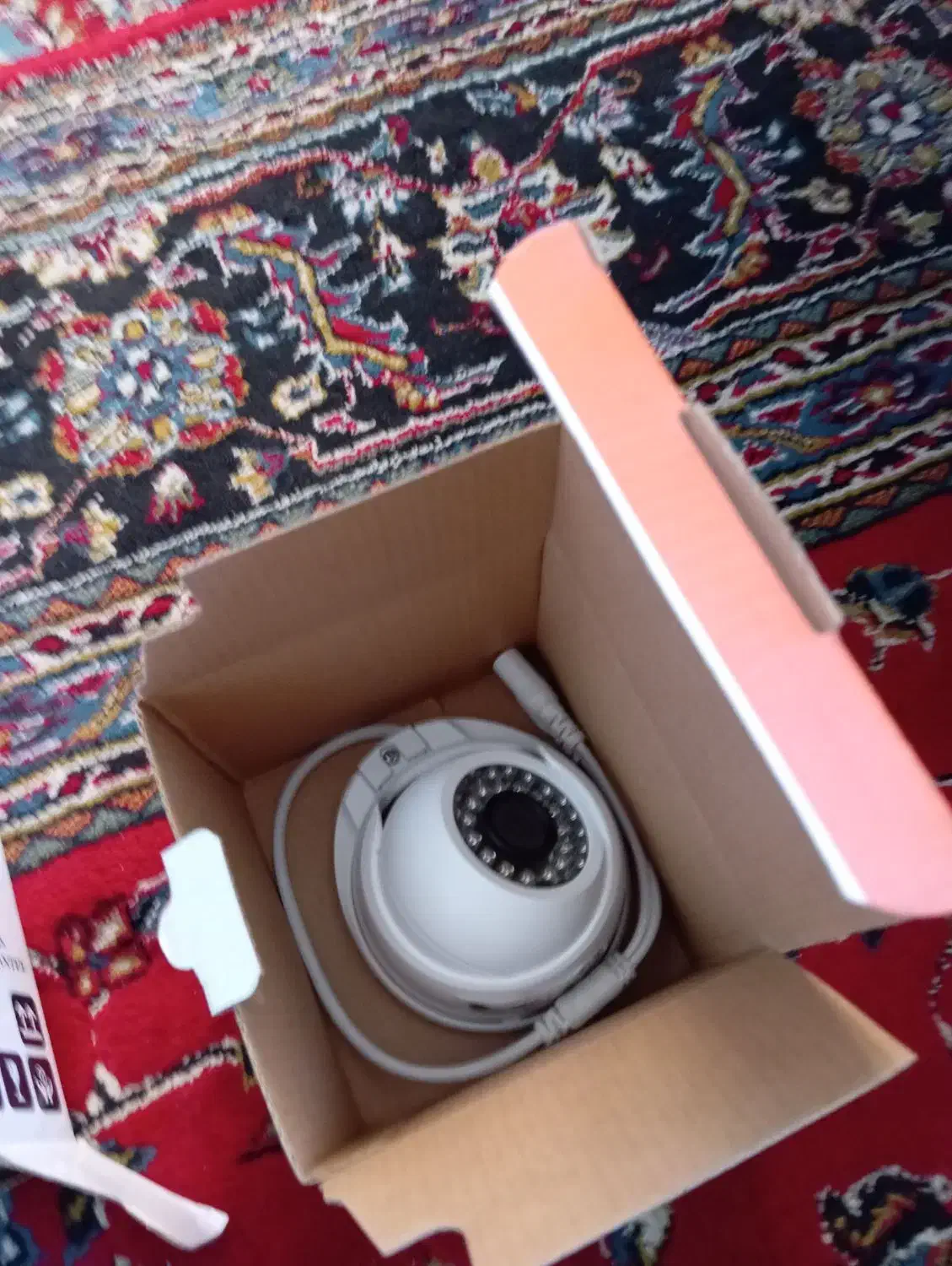 برقکاری شامل نصب دوربین مداربسته و عیب یابی و غیره|خدمات پیشه و مهارت|رشت, رودباری|دیوار