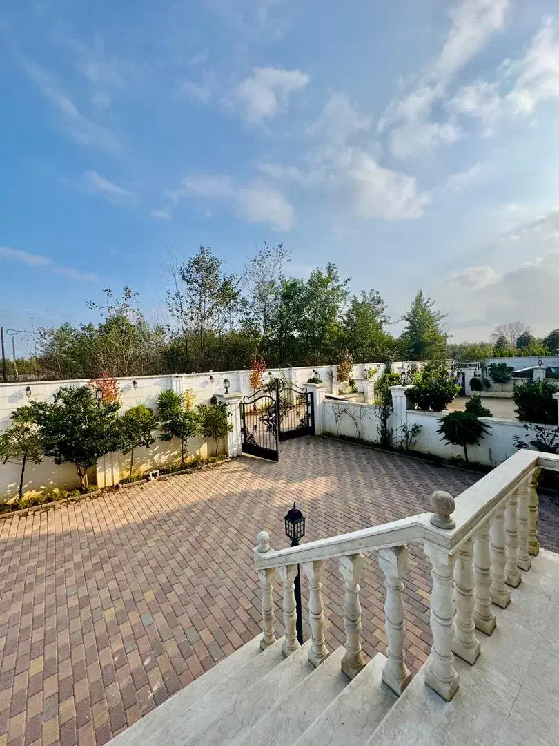 دنبال ویلا لوکس میگردی که ویویش دریاباشه تماس بگیر|فروش خانه و ویلا|رشت, گلسار|دیوار