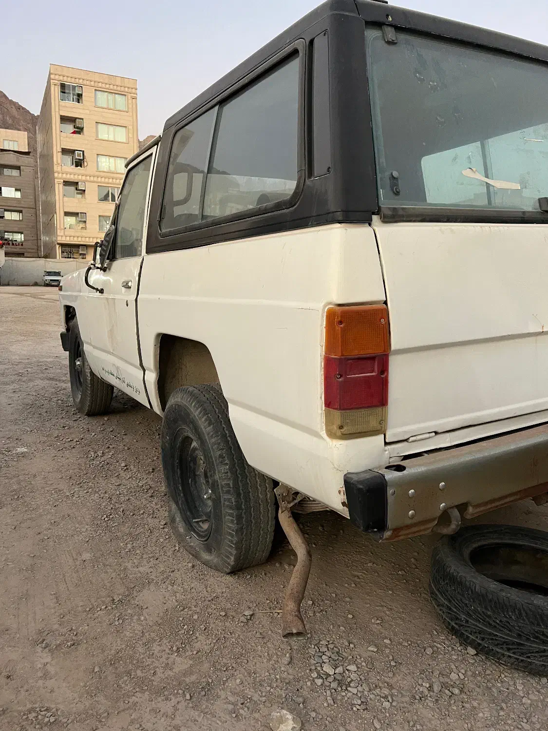 پاترول ۶۹ سفید|خودرو سواری و وانت|کرمانشاه, |دیوار