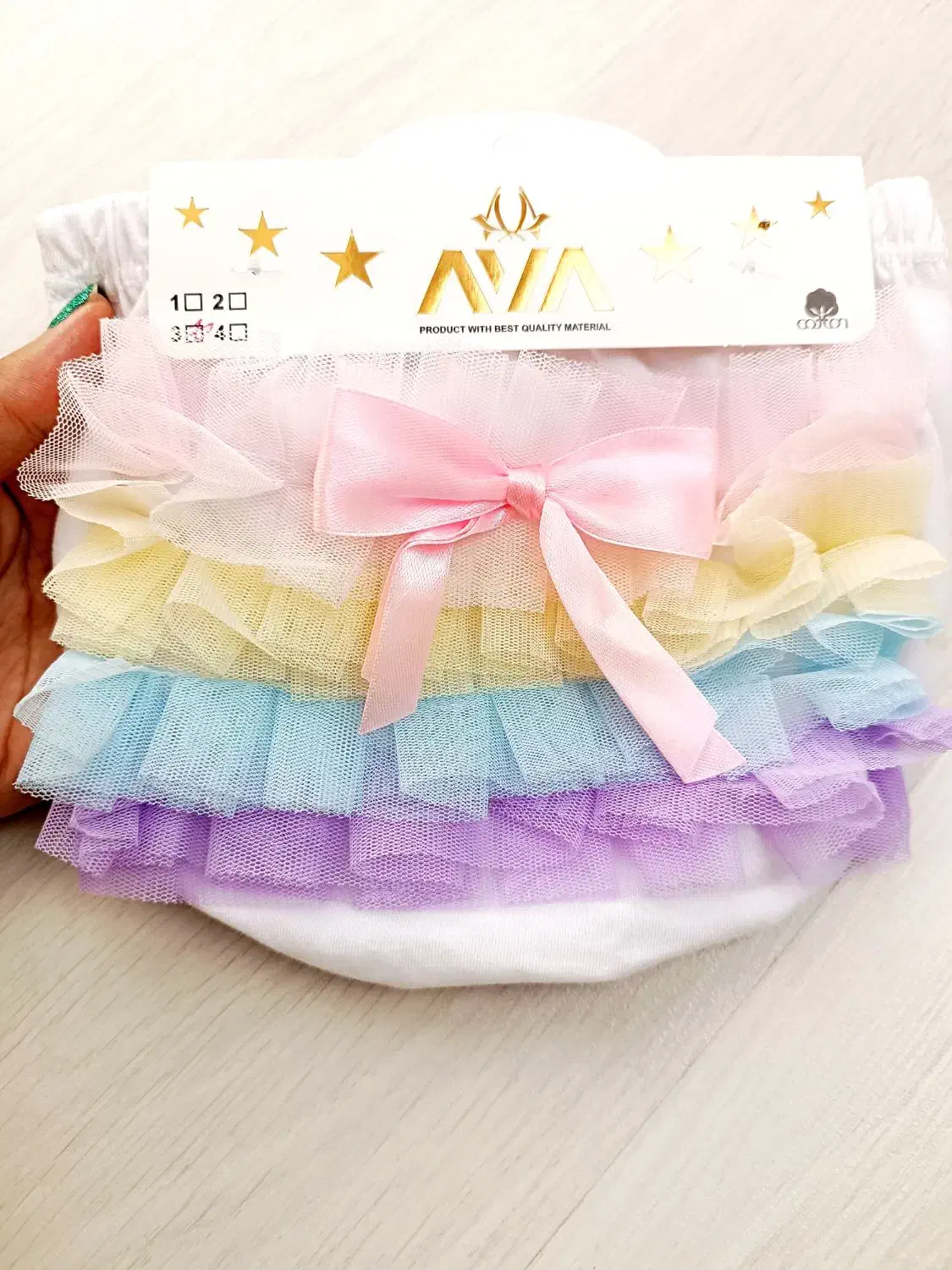 لباس نوزادی لباس سیسمونی پاپوش گرم نوزادی|اسباب و اثاث بچه|ملک‌آباد, |دیوار