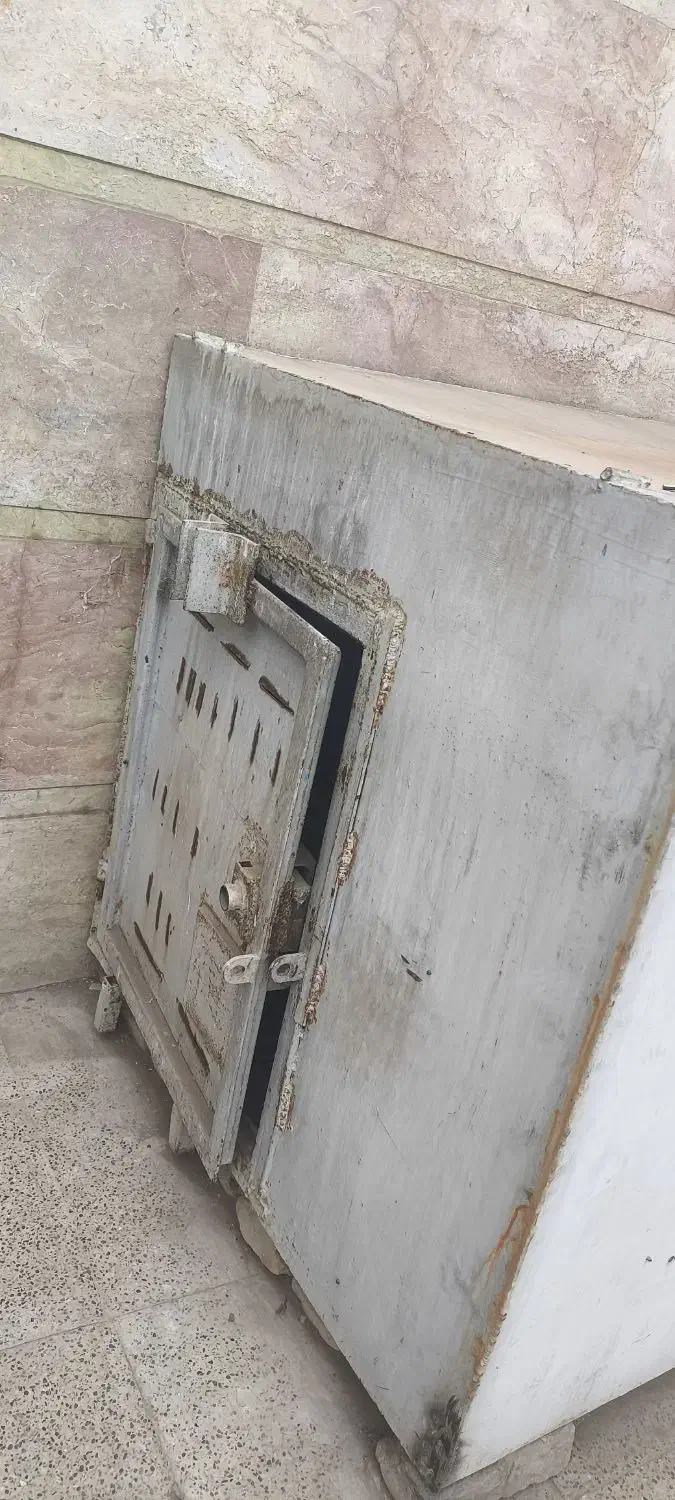 کمد آهنی فروشی|جاکفشی، کمد، دراور|رفسنجان, |دیوار