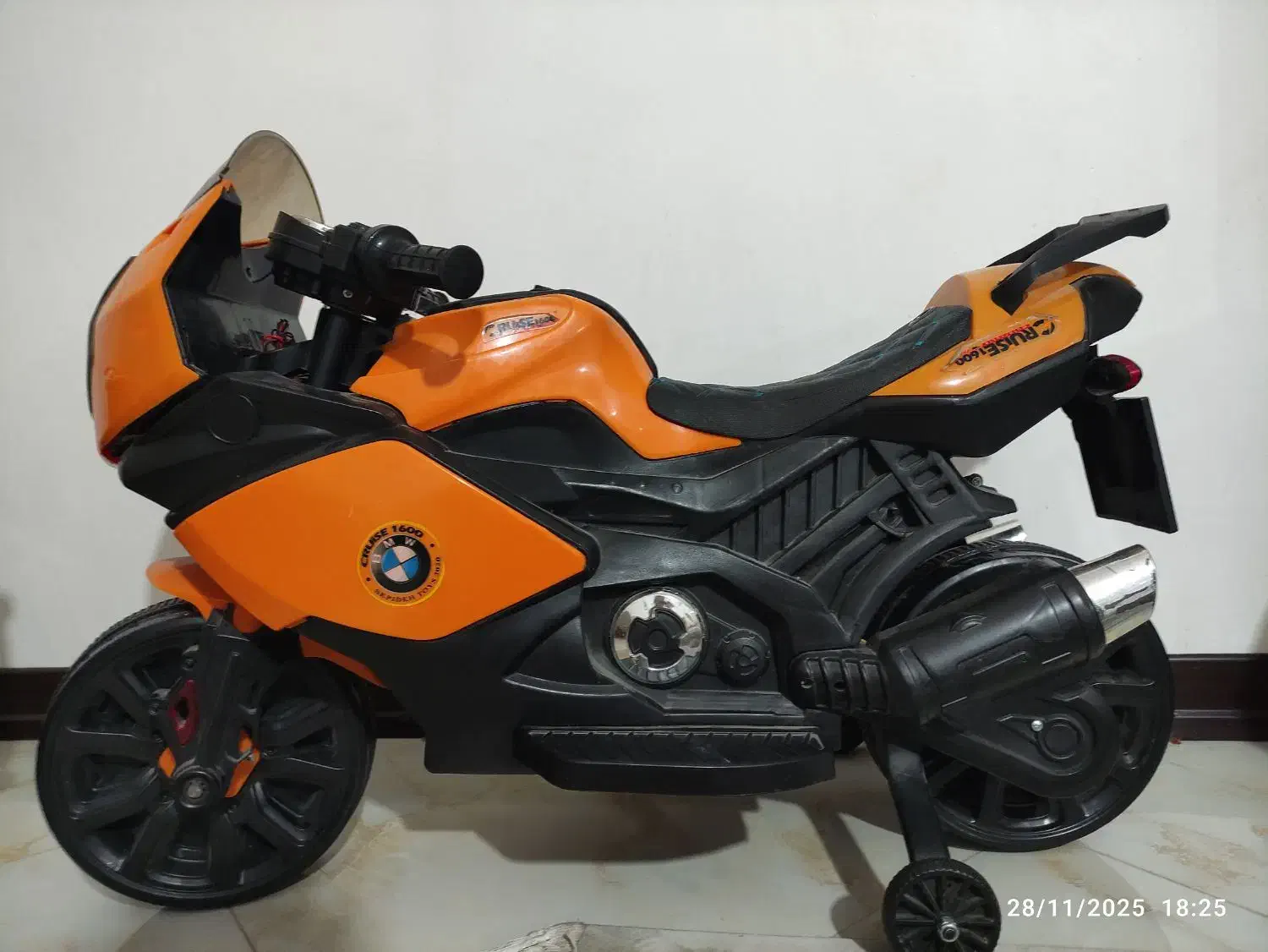 متور شارژی|اسباب‌بازی بچه|تویسرکان, |دیوار