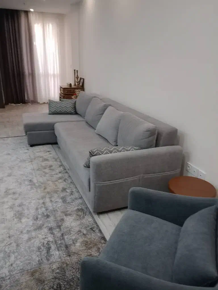 آپارتمان 67 متری دو خواب تمیز پارکینگ دار