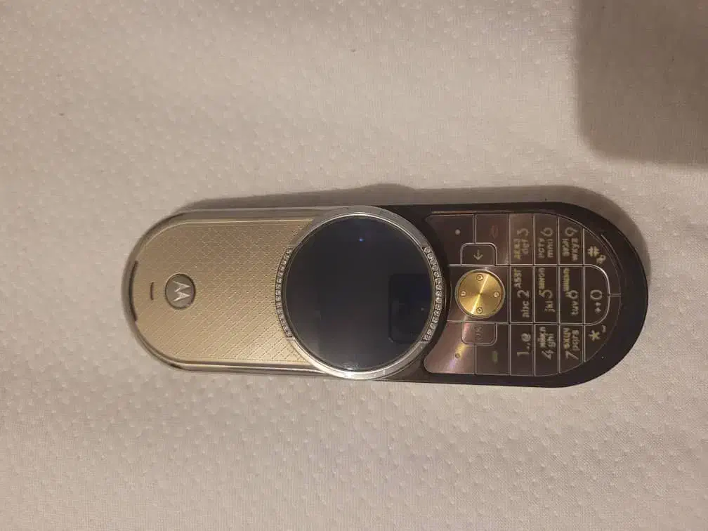 موتورولا آورا motorola aura|موبایل|تهران, شهران شمالی|دیوار