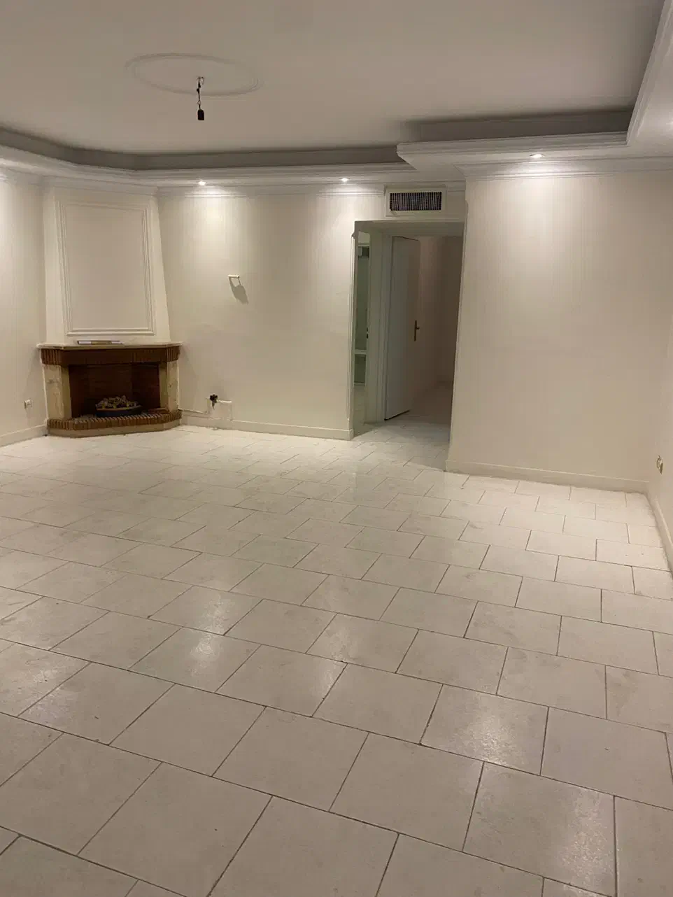 ۸۰ متر دو خواب فول امکانات