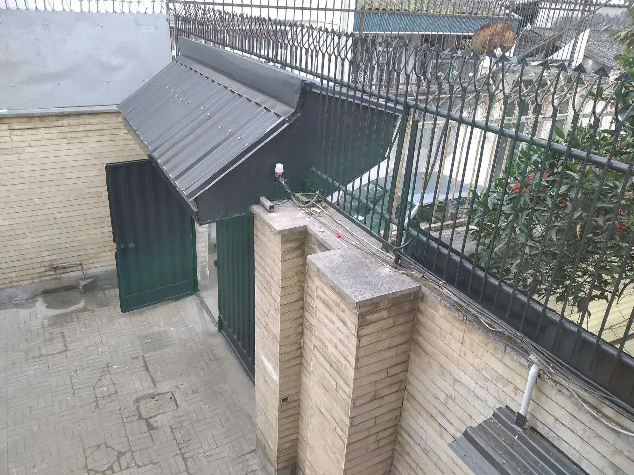 ویلایی ۳۱۳ متری پارک شهر/ نزدیک بر اصلی|فروش زمین و ملک کلنگی|رشت, چله خانه|دیوار