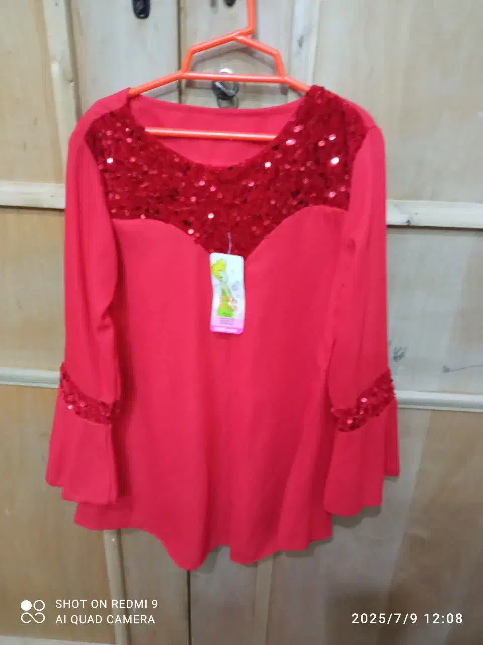 بلوزدخترونه|کفش و لباس بچه|بروجرد, |دیوار