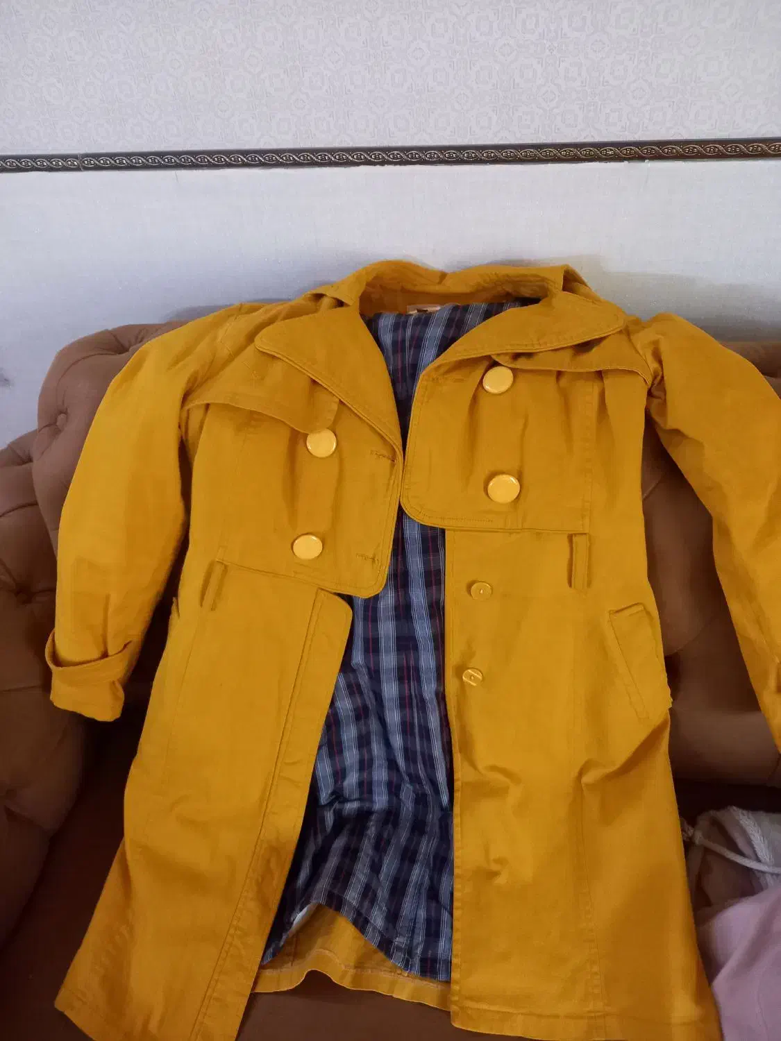 پالتو دو عدد گرم و سالم سایز ۳۸ تا ۴۰ سایز میشه|لباس|اصفهان, طامه|دیوار