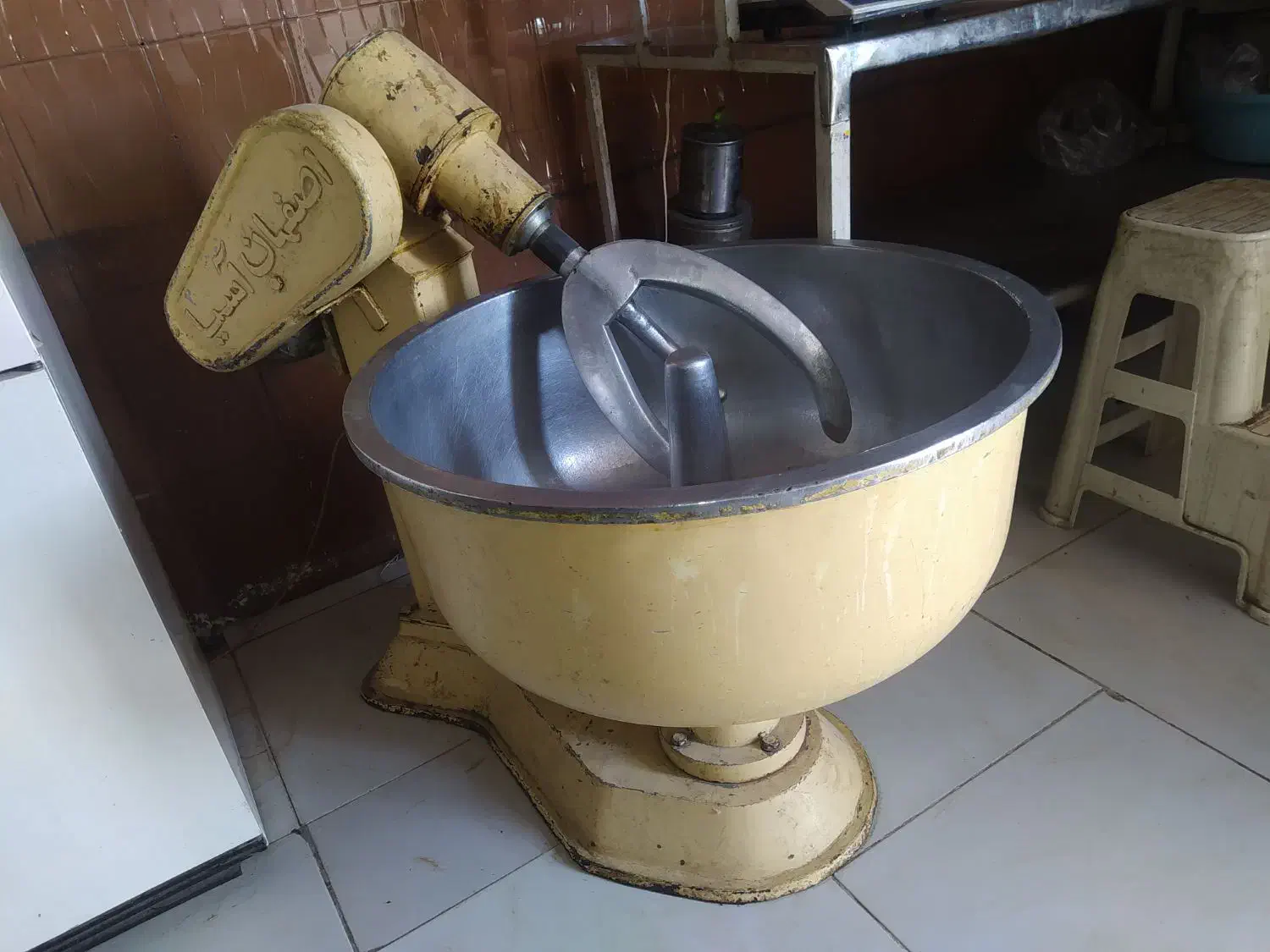 دستگاه خمیر گیر|فروشگاه و مغازه|زرقان, |دیوار