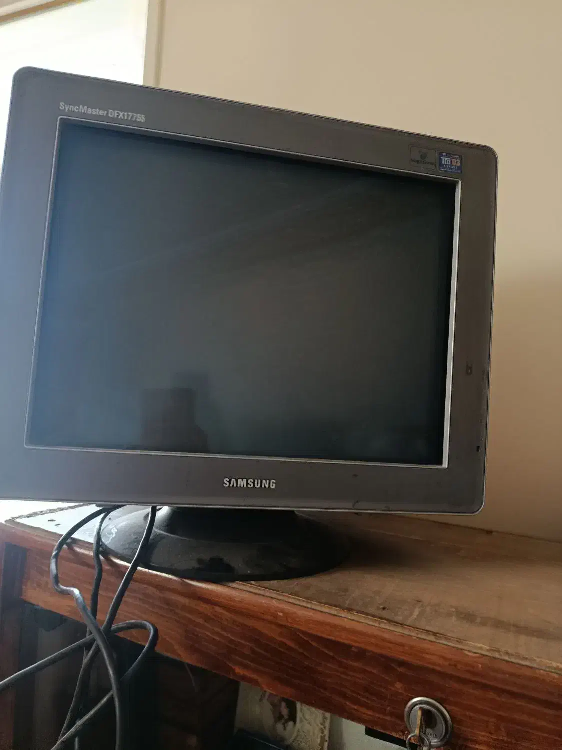 مانیتور|قطعات و لوازم جانبی رایانه|شیراز, شهرک فرهنگیان|دیوار