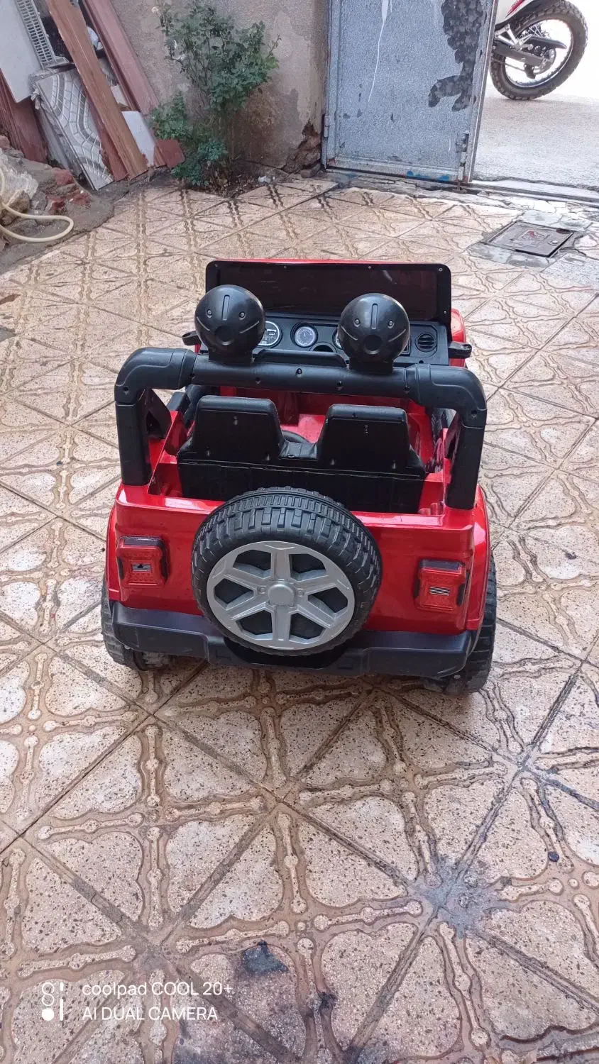 ماشین شارژی|اسباب‌بازی بچه|مهاباد (آذربایجان غربی), |دیوار