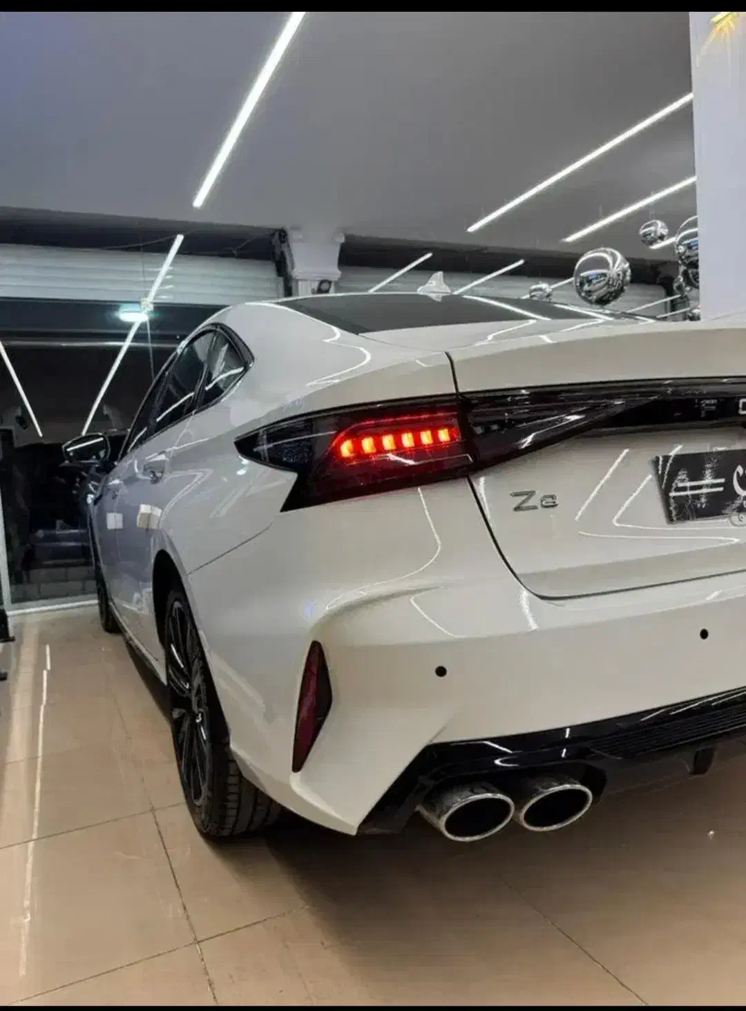 فونیکس آریزو 8 صفر ۱۴۰۴|خودرو سواری و وانت|کرمان, |دیوار