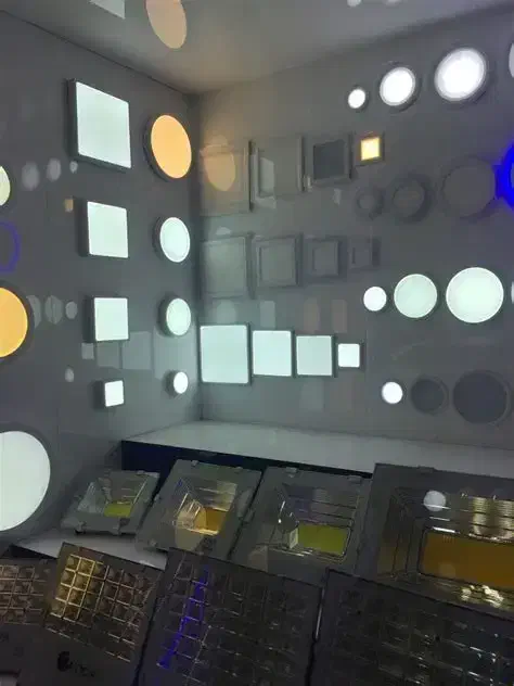 فروش ویژه لامپ های  LED  و محصولات روشنایی برند|لامپ و چراغ|یزد, |دیوار