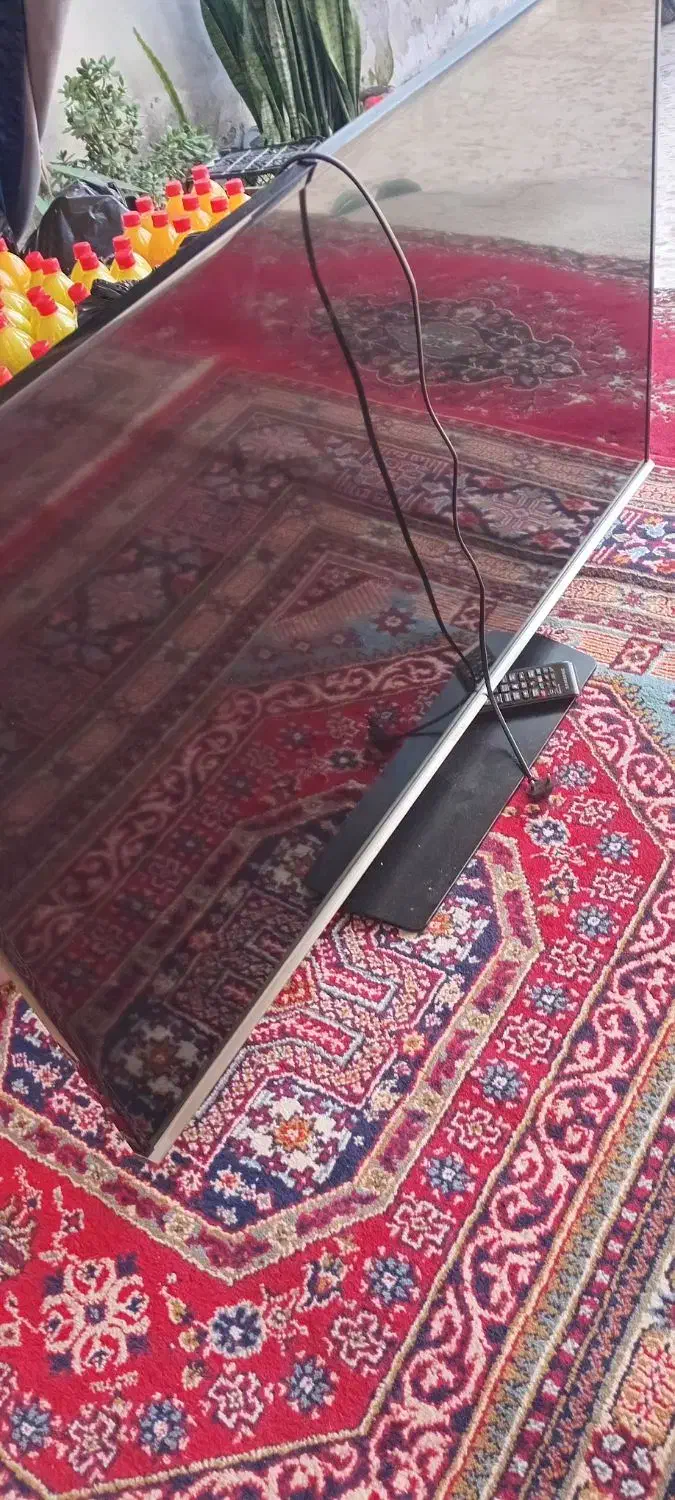 ال سی دی ۴۸ اینج|تلویزیون و پروژکتور|رشت, ولکس|دیوار