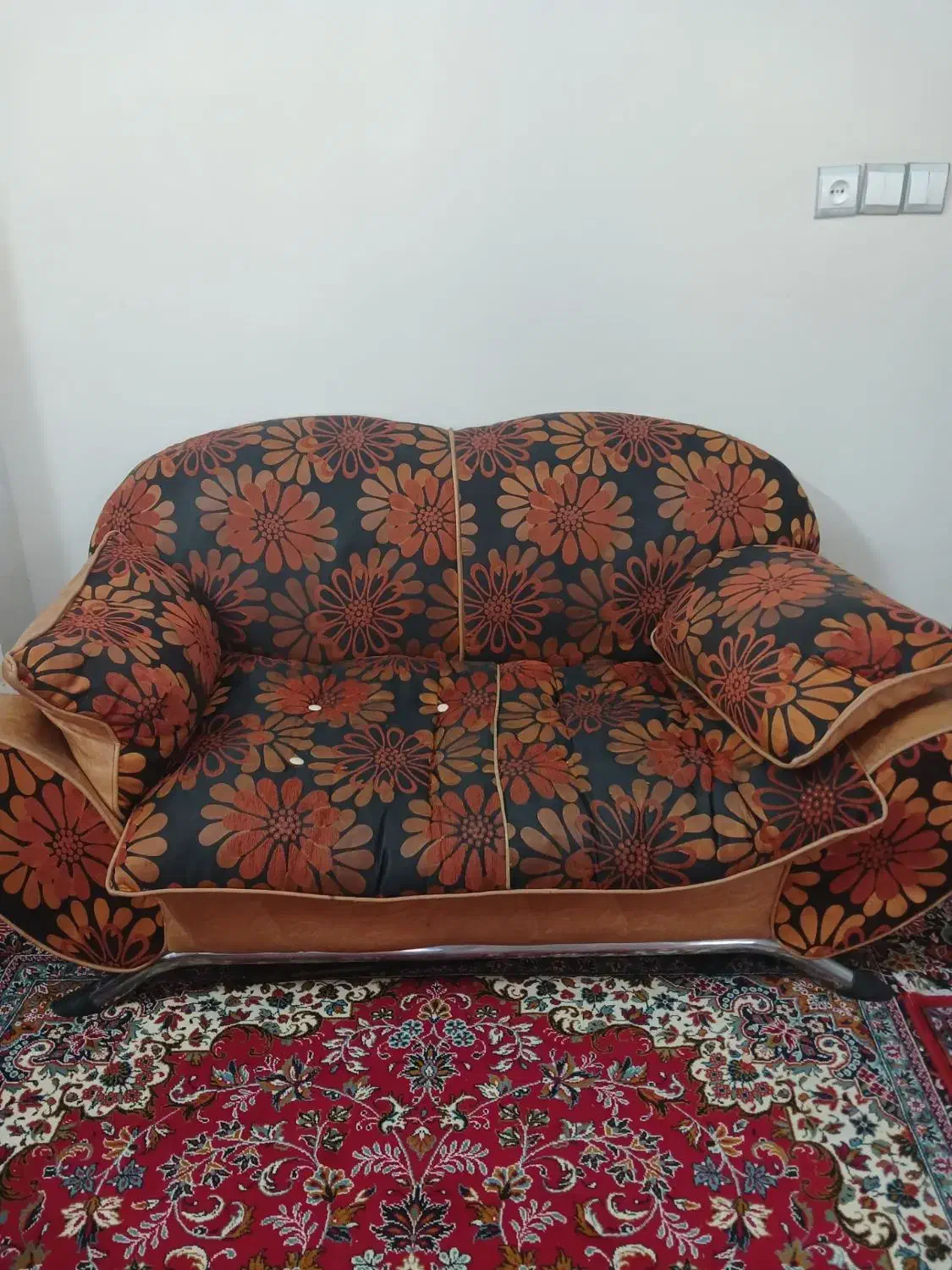 مبلمان|مبلمان خانگی و میز عسلی|الیگودرز, |دیوار