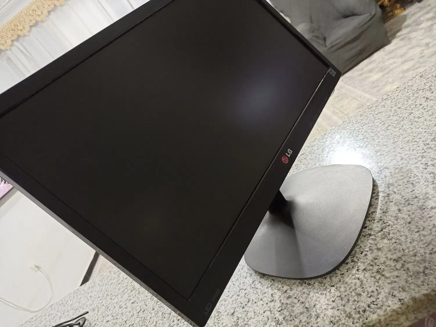 مانیتور LG|قطعات و لوازم جانبی رایانه|مریوان, |دیوار