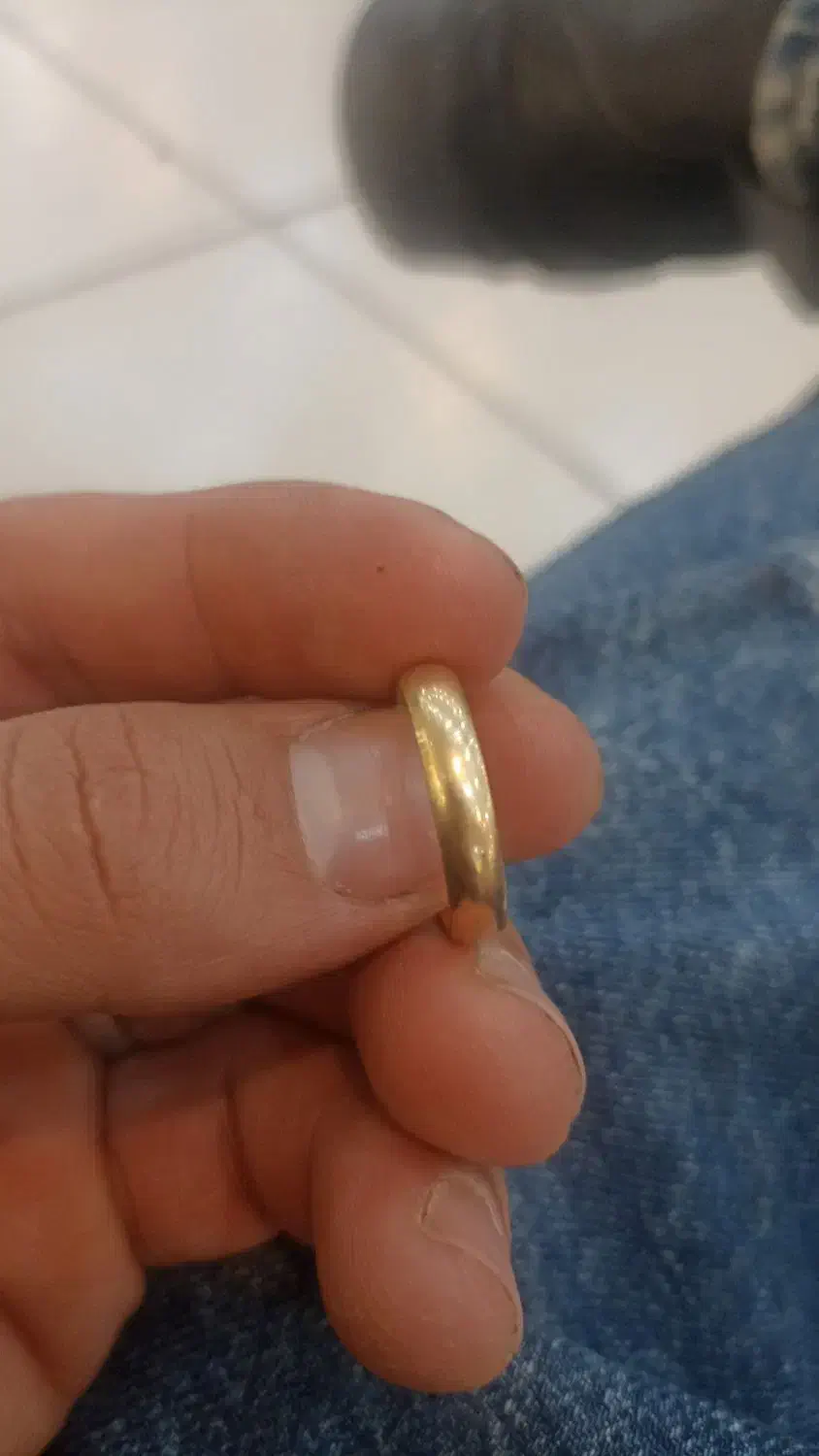 یک عدد انگشتر طلا یک گرم و هفتصد صوت فروش فوری|جواهرات|صدرا-فارس, فاز ۲|دیوار