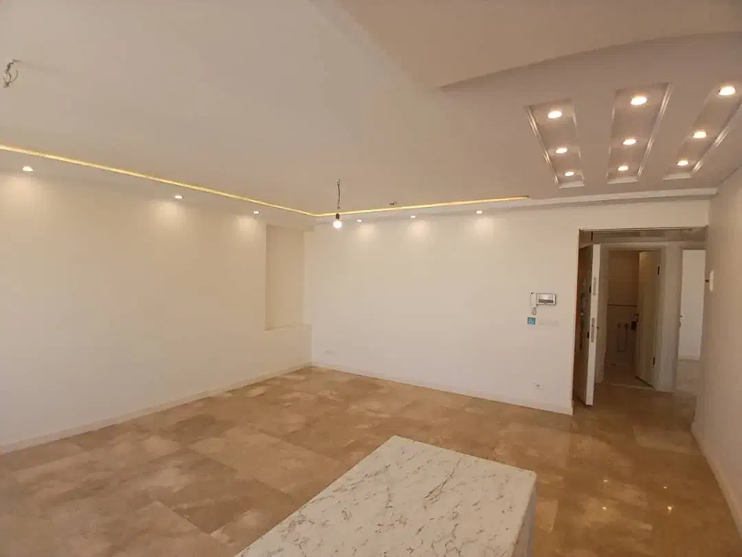 ۹۳ متر/نوساز/فول امکانات