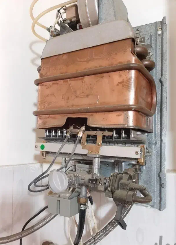 سیمپیچی.تاسیسات.تعمیرپمپ اب پکیج/ابگرمکن/بخاری|خدمات پیشه و مهارت|پیشوا, |دیوار