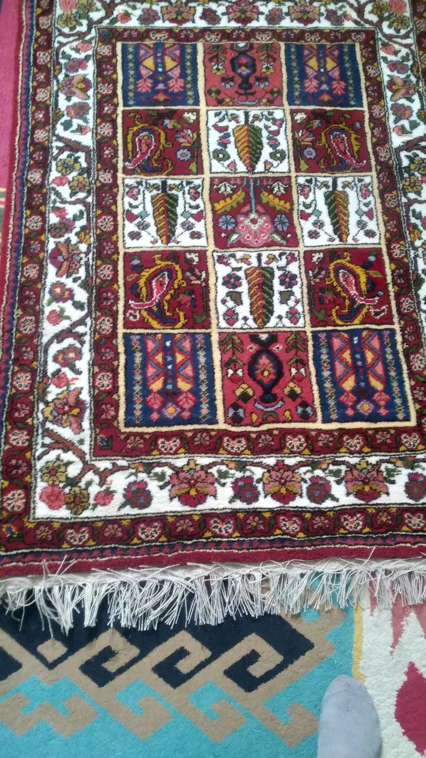 ۲عددفرش دست بافت .زیبا ونوع|فرش|اصفهان, خانه اصفهان|دیوار