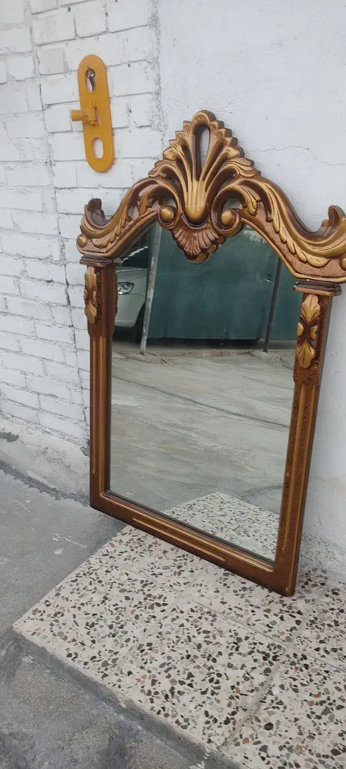 آینه|آینه|دزفول, |دیوار