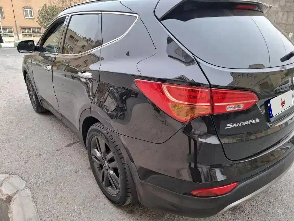 سانتافه مدل 2016موتور mpi فول تک برگ سندبی خط و خش|خودرو سواری و وانت|قم, زنبیل آباد|دیوار