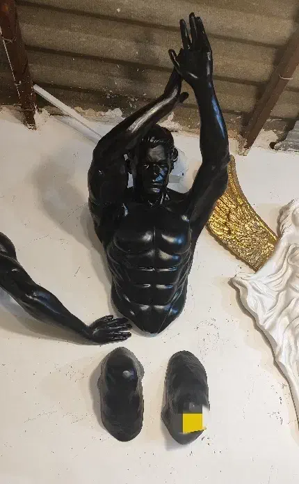 دیوارکوب انسان|مجسمه، تندیس، ماکت|قوچان, |دیوار