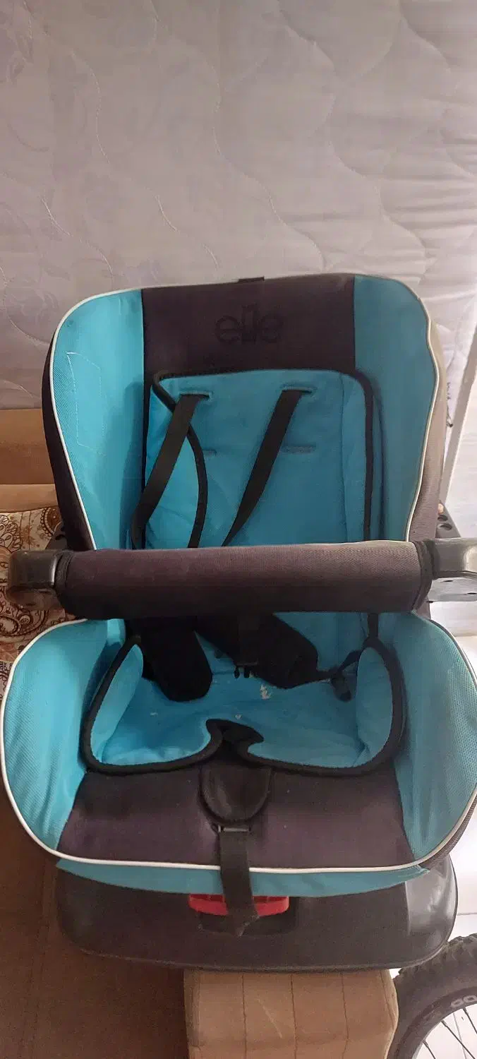 صندلی ماشین|تخت و صندلی بچه|شاهرود, |دیوار