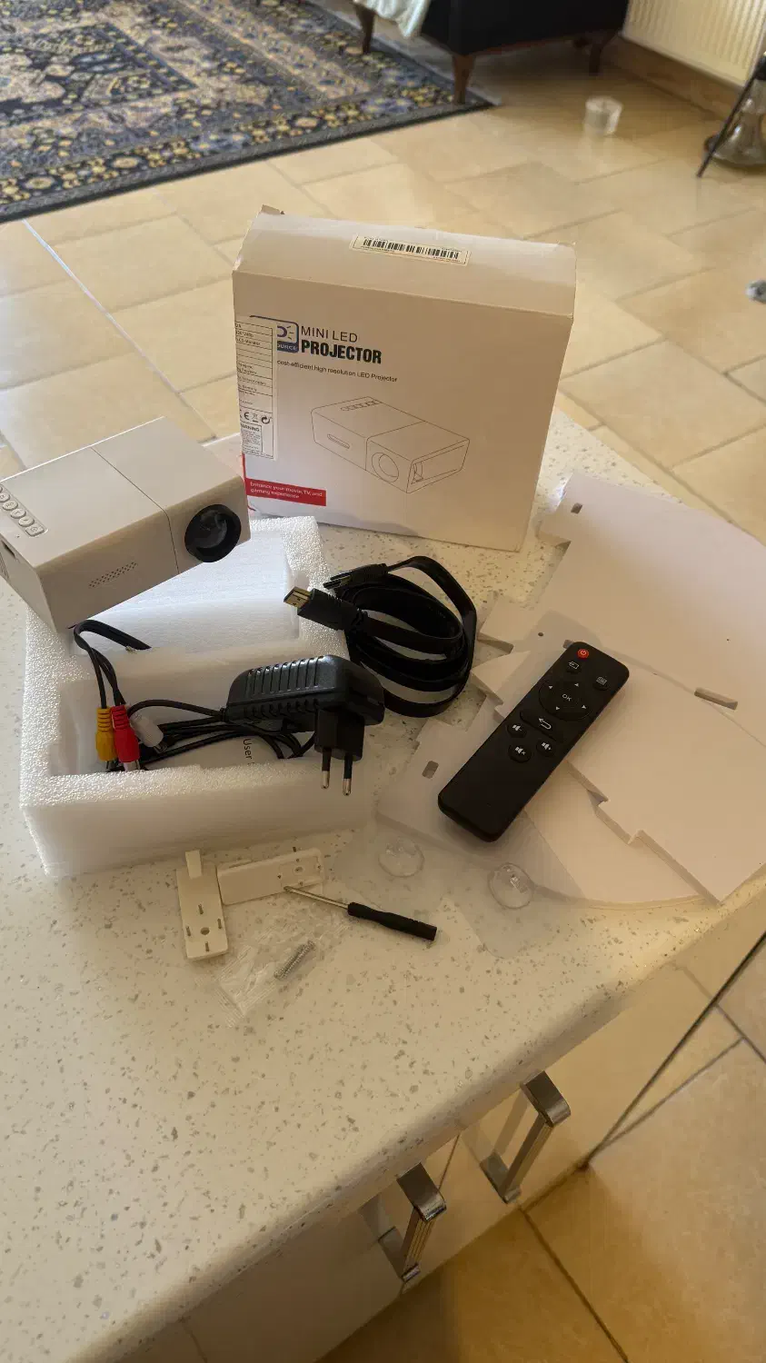 ویدئو پروژکتور مینی Mini LED Projector کاملاً نو|تلویزیون و پروژکتور|تهران, تهرانپارس جنوبی|دیوار