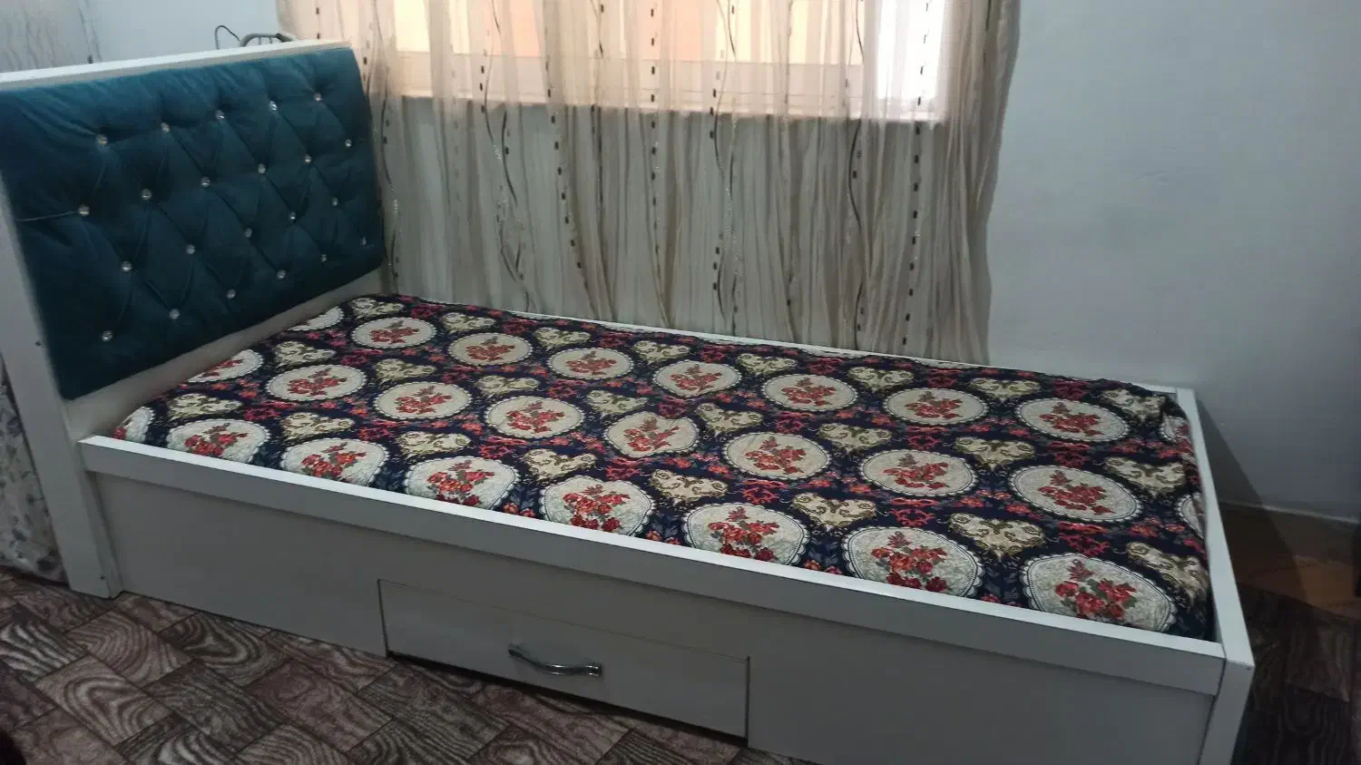 تشک یک نفره|تشک تختخواب|لاهیجان, گلستان|دیوار