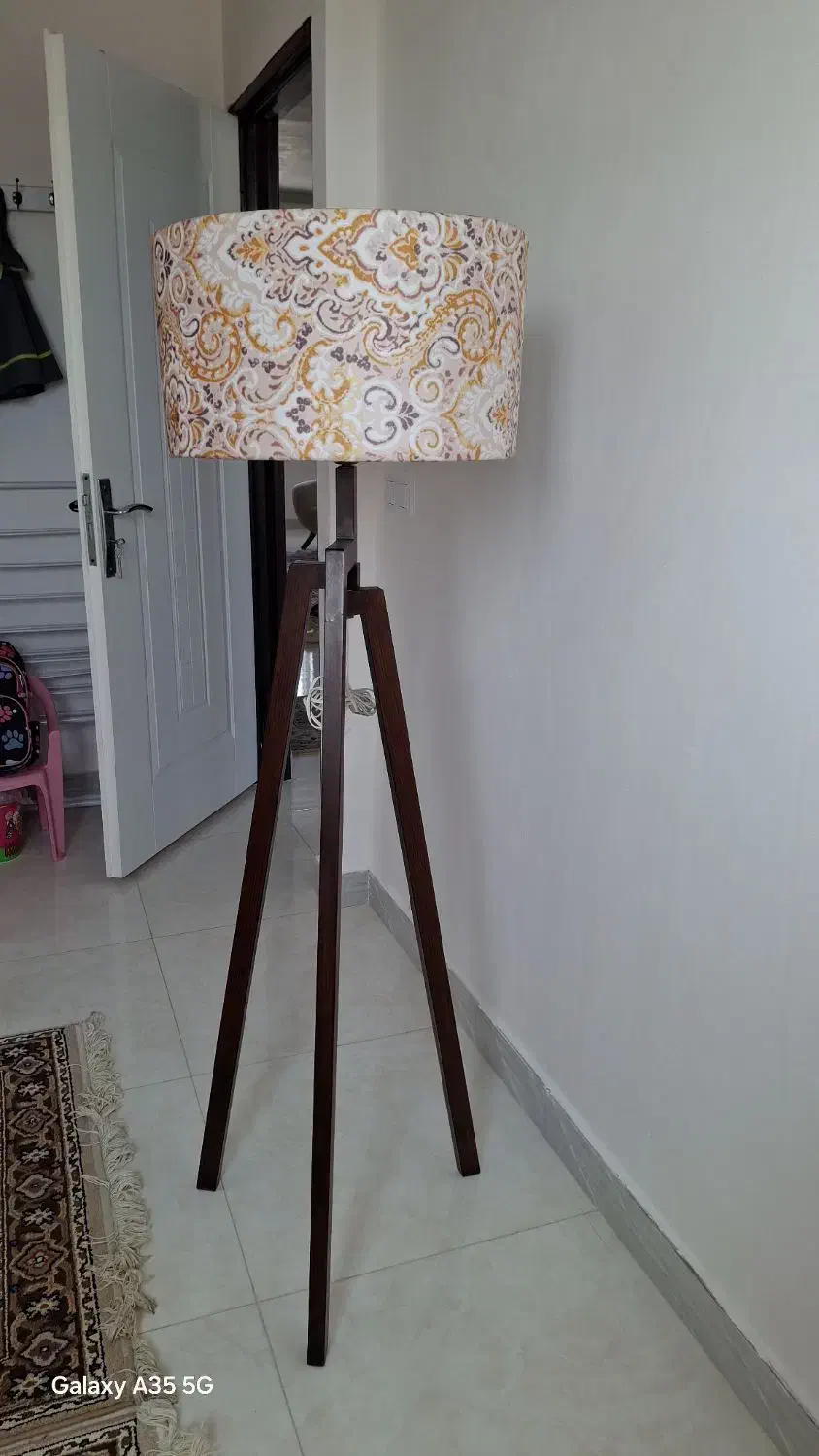 آباژور|چراغ خواب و آباژور|رشت, دروازه لاکان|دیوار