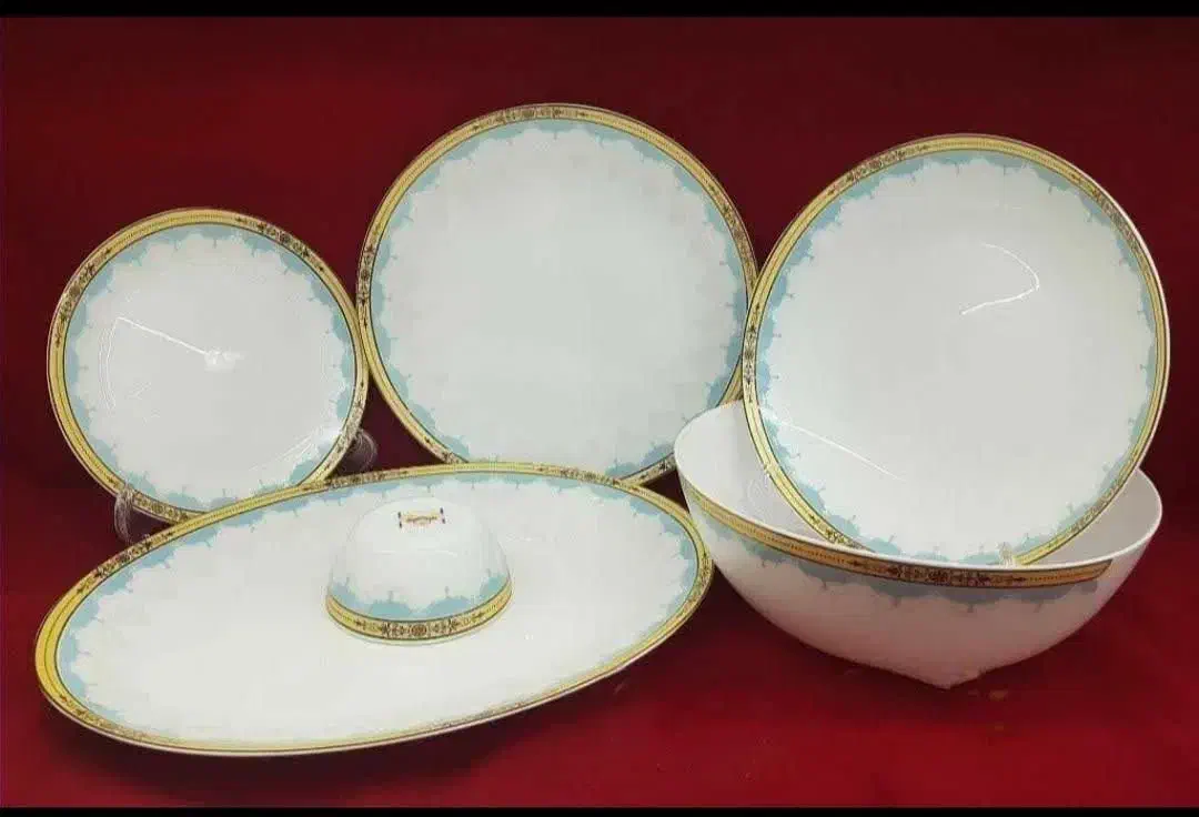 چهاردست سرویس آرکوپال|ظروف سرو و پذیرایی|شهرکرد, |دیوار