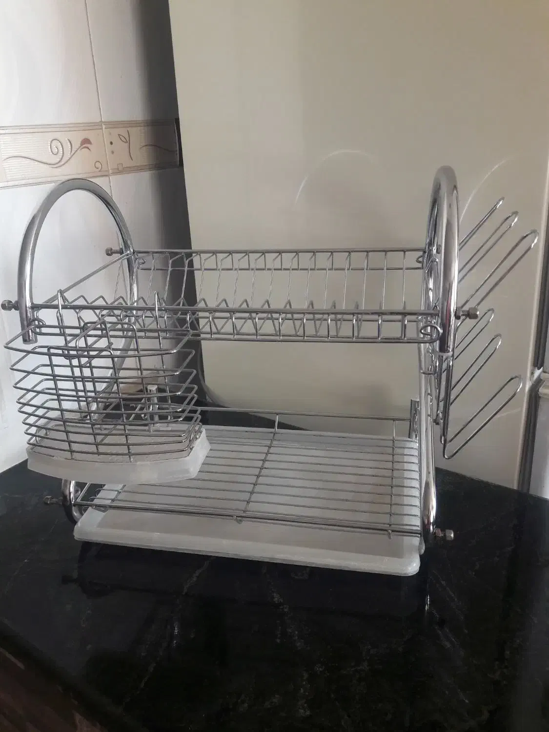 آبچکان|آبچکان و نظمدهنده ظروف|قزوین, |دیوار