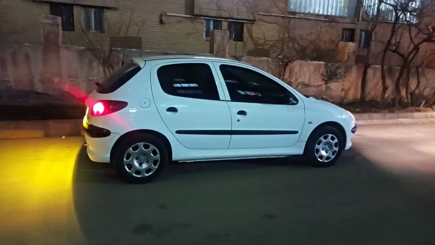 206 تیپ 2|خودرو سواری و وانت|قزوین, |دیوار