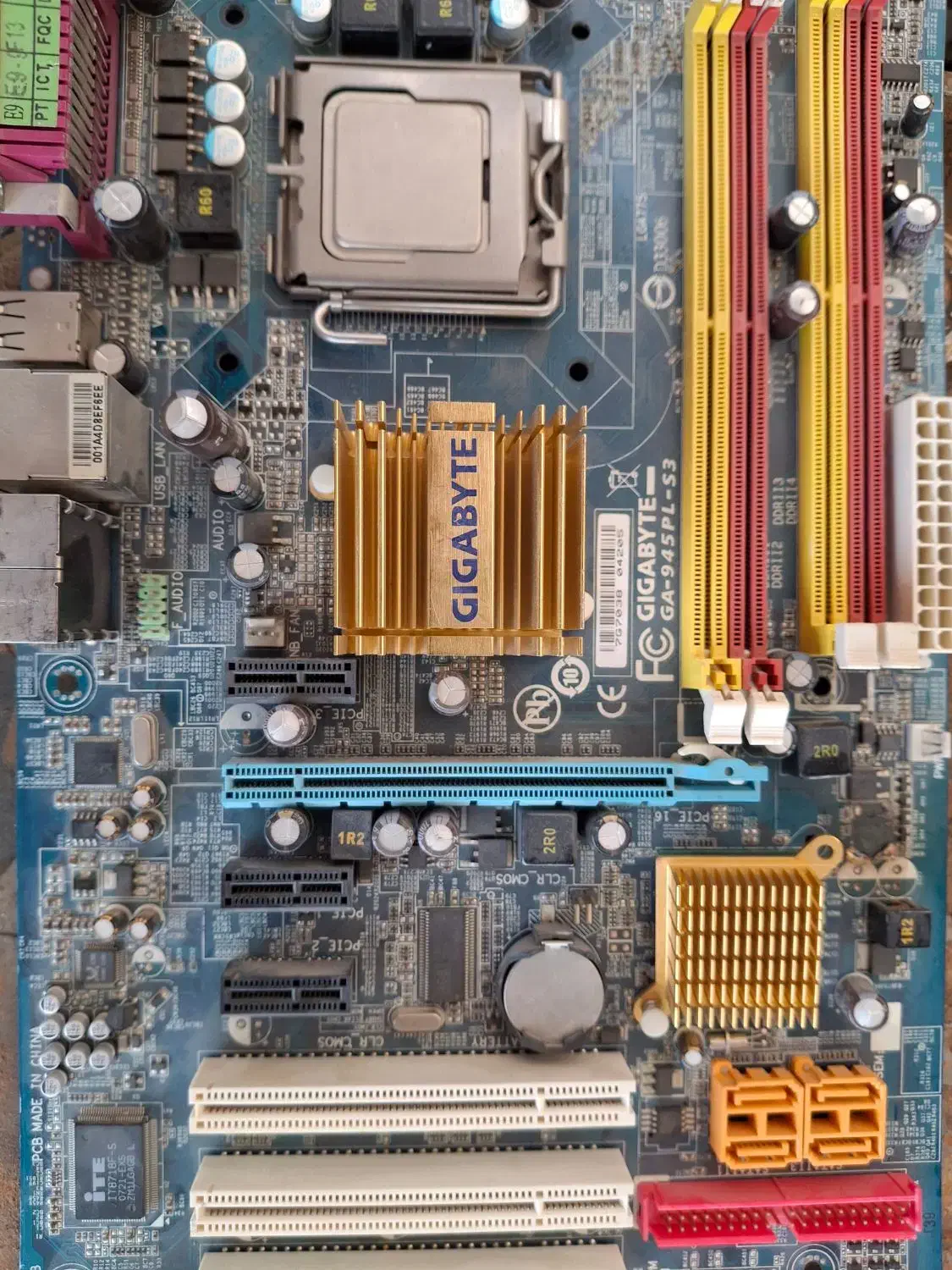 برد الکترونیکی|قطعات و لوازم جانبی رایانه|اصفهان, میرعماد|دیوار