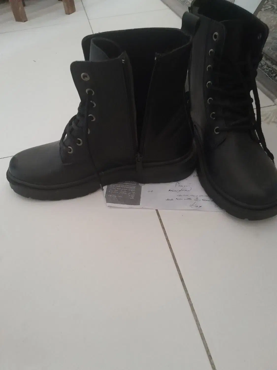 بوت باجنس وکیفیت عالی سایز ۳۹|کیف، کفش، کمربند|شاهینشهر, مخابرات (شهید بهشتی)|دیوار
